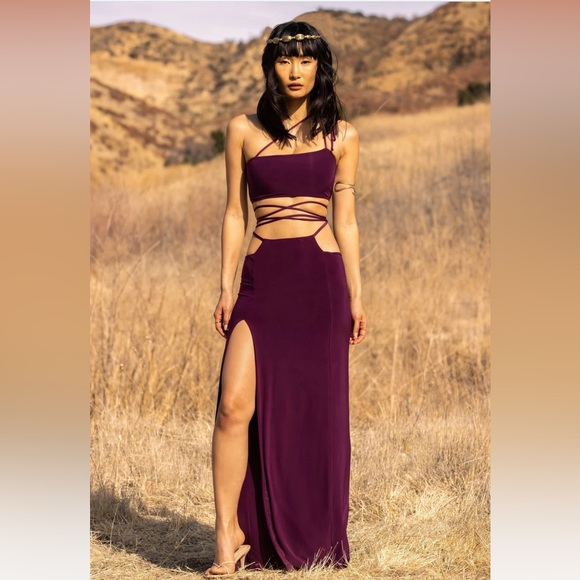 Sincerely Ria Kindia Maxi in Wine - Picture 1 of 7